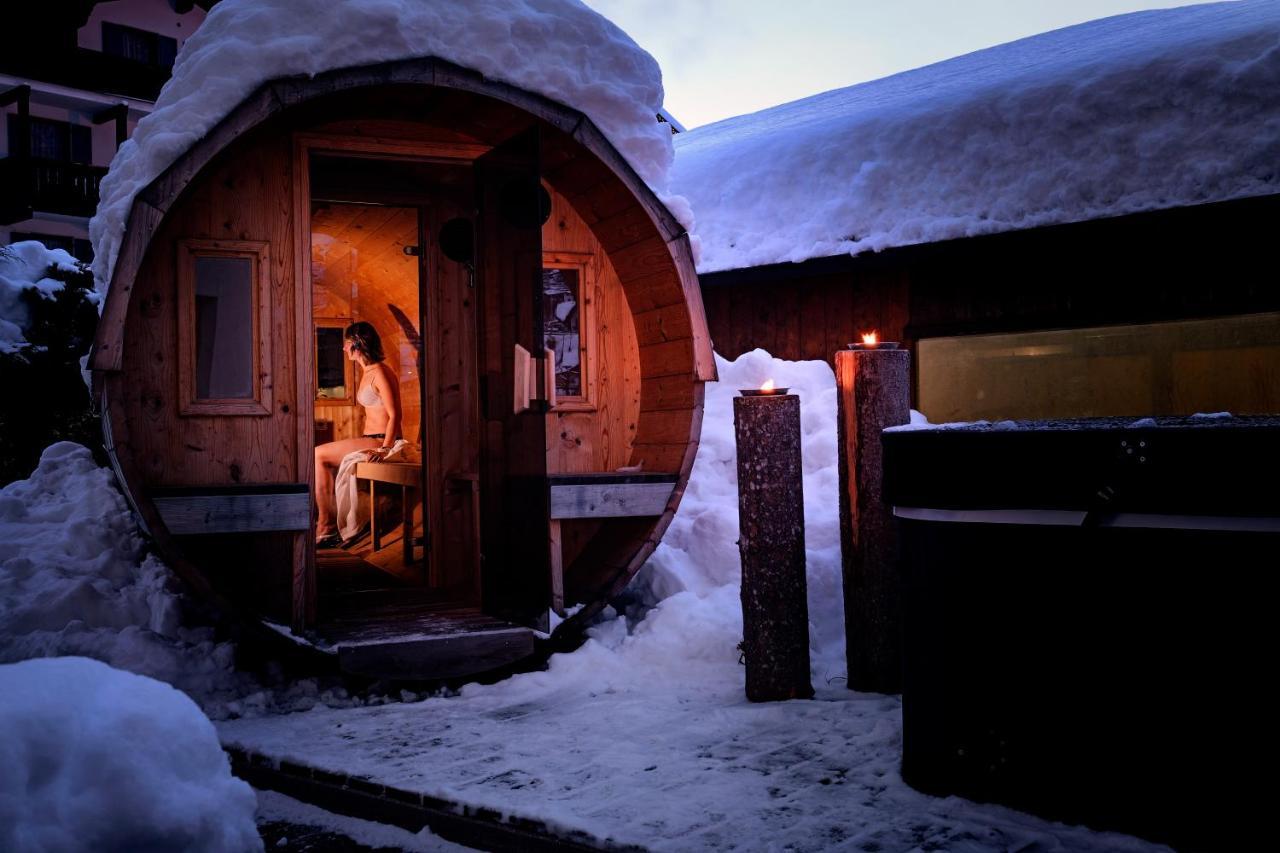 Hotel Nele Ziano di Fiemme Buitenkant foto