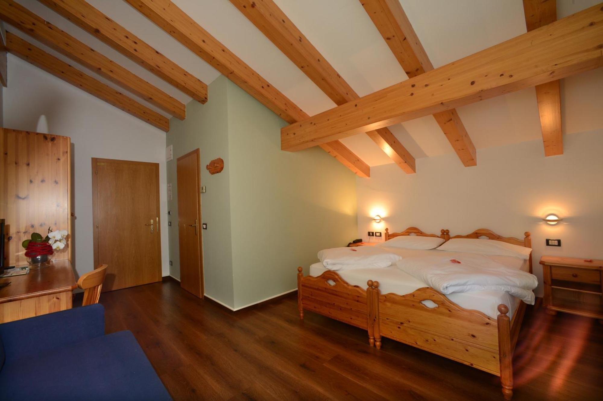 Hotel Nele Ziano di Fiemme Kamer foto