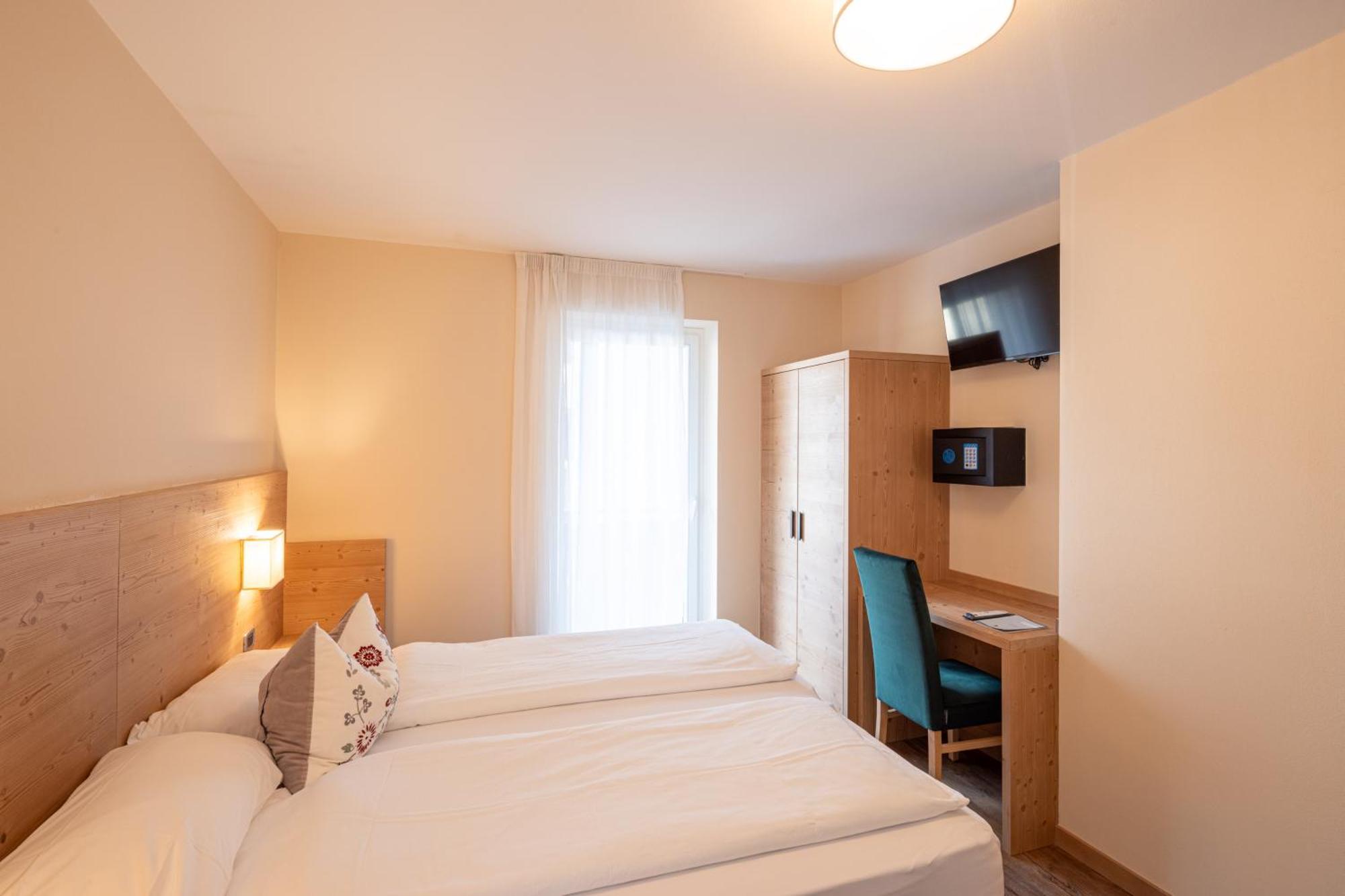 Hotel Nele Ziano di Fiemme Kamer foto