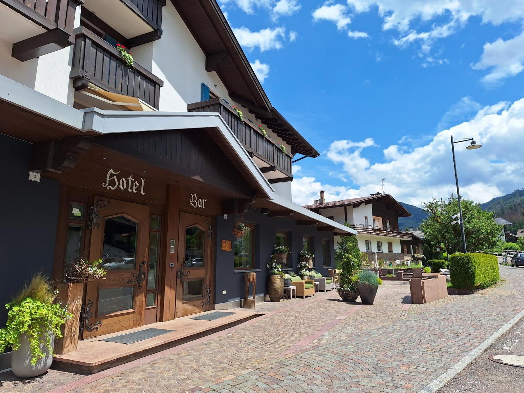 Hotel Nele Ziano di Fiemme Buitenkant foto